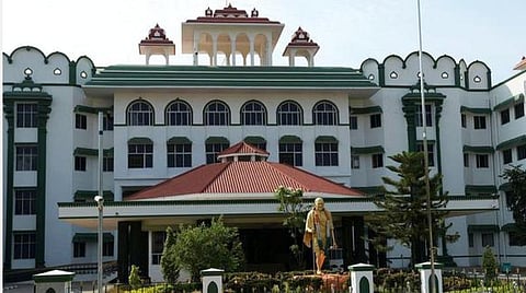 சவுதிக்கு வேலைக்கு சென்ற பரமக்குடி இளைஞர் எங்கே? - மத்திய அரசு பதிலளிக்க உத்தரவு