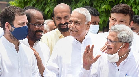 குடியரசுத் துணைத் தலைவர் தேர்தல் - பாஜக வேட்பாளரை வெல்ல எதிர்க்கட்சிகள் புதிய வியூகம்