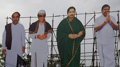 அதிமுக பொதுச் செயலாளர் பதவிக்கு யார் போட்டியிட முடியும்: புதிய விதிகள் கூறுவது என்ன?