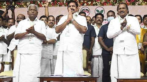 அதிமுக கிளை செயலாளர் டு பொதுச்செயலாளர்: பழனிசாமியின் அரசியல் பயணம் - ஒரு டைம்லைன் பார்வை