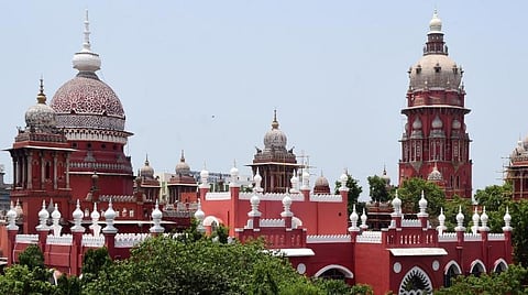 கள்ளக்குறிச்சி மாணவி மரண வழக்கு: மறுபிரேத பரிசோதனைக்கு உயர் நீதிமன்றம் உத்தரவு