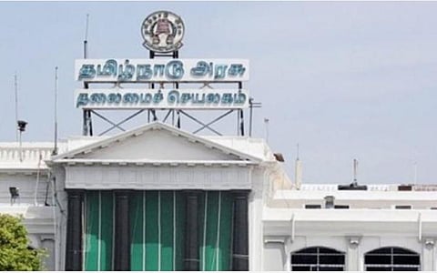 ஆகஸ்ட் 13,14,15-ம் தேதிகளில் வீடுகளில் தேசியக் கொடி: அமைச்சர் தலைமையில் ஆலோசனை