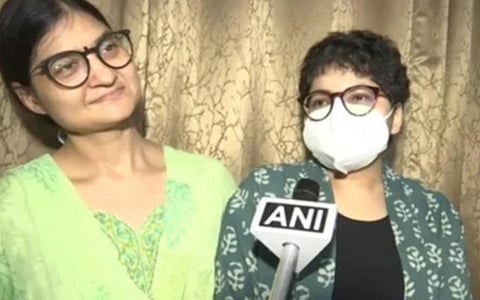 புற்றுநோயை எதிர்த்து போராடும் மாணவி 12-ம் வகுப்பில் 98% மதிப்பெண் பெற்று சாதனை