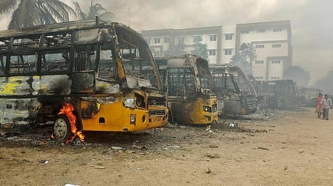 கலவரத்தால் பாதித்த தனியார் பள்ளியைச் சேர்ந்த 907 மாணவர்கள் வேறு பள்ளியில் சேர விருப்பம் - அமைச்சர் தகவல்