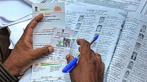 வாக்காளர் பட்டியல்: பெயர் சேர்ப்பு முதல் ஆதார் இணைப்பு வரை - முழு விவரம்