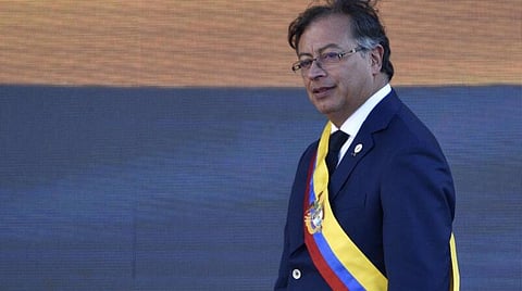 பதவியேற்பு விழாவில் காஸ்டாவோ பெட்ரோ