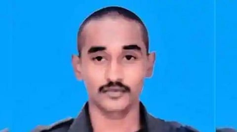 ராணுவ வீரர் லட்சுமணன்