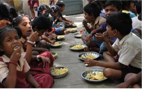 பள்ளிகளில் காலை உணவு திட்டத்துக்கு ஒருங்கிணைப்பு அலுவலர் நியமனம் - அரசாணை வெளியிட்டது தமிழக அரசு