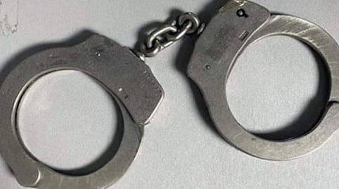 சென்னை | பைனான்ஸ் நிறுவனத்தில் ரூ.30 லட்சம் கொள்ளை: கல்லூரி மாணவர் கைது: 5 பேர் தலைமறைவு