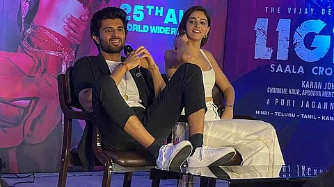 “என்ன நடக்கிறது என்று யோசிக்கிறேன்” - விஜய் தேவரகொண்டா ட்வீட்