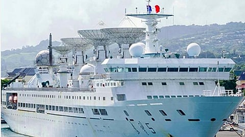 பதற்றம் நீங்கியது: இலங்கை துறைமுகத்தில் இருந்து வெளியேறியது சீன உளவு கப்பல்