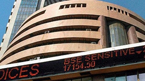 வட்டி விகித உயர்வு எதிர்பார்ப்பு எதிரொலி - சென்செக்ஸ், நிஃப்டி 1.5% வீழ்ச்சி