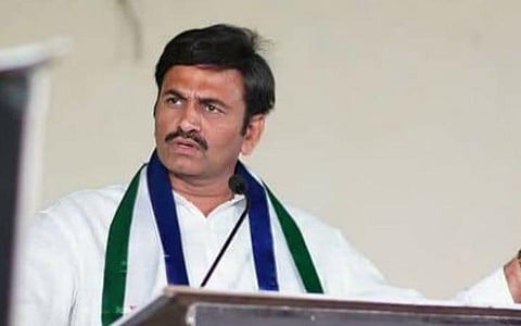 2024-ல் டிடிபி 127 தொகுதிகளில் வெற்றி பெறும் - ஒய்எஸ்ஆர் காங்கிரஸ் அதிருப்தி எம்.பி. கணிப்பு