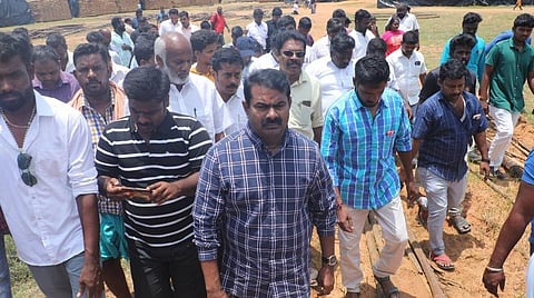 “இவற்றை அழித்துவிட்டு ஒரு ஏர்போர்ட் கட்டுவதுதான் வளர்ச்சியா?” - பரந்தூரில் சீமான் கேள்வி