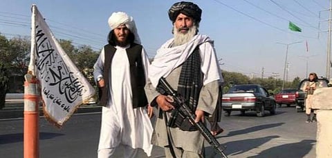 மாணவிகள் வெளிநாடு செல்ல ஆப்கன் தலிபான்கள் தடை