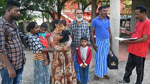 ராமேசுவரத்துக்கு 8 பேர் அகதிகளாக வருகை