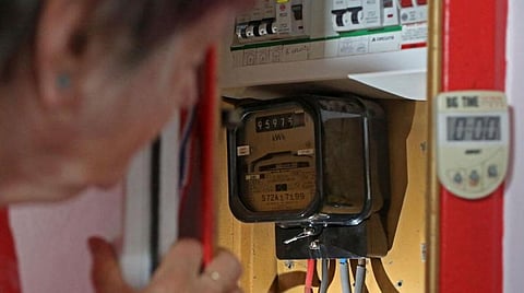 பிரிட்டனில் மின்சாரம், எரிவாயு விலை 80% உயர்வு