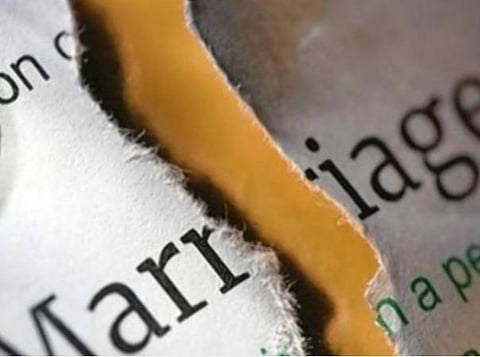 நுகர்வு கலாசாரம் நமது திருமண பந்தத்தை வெகுவாக பாதித்திருக்கிறது - கேரள உயர் நீதிமன்றம்