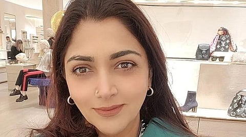 லண்டனில் வீடு வாங்கவில்லை: குஷ்பு விளக்கம்