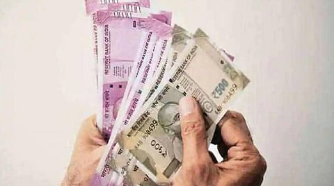 பஞ்சாப் அரசின் கஜானா காலியானதால் அரசு ஊழியர்களுக்கு சம்பளம் 6 நாள் தாமதம்