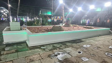 மும்பை தொடர் குண்டுவெடிப்பு குற்றவாளி யாகூப் மேமன் கல்லறையை அழகுபடுத்தும் பணி - விசாரணை நடத்த மும்பை போலீஸாருக்கு உத்தரவு