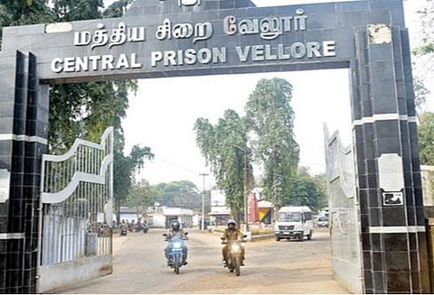 வேலூர் மத்திய சிறையில் முருகன் 4-வது நாளாக உண்ணாவிரத போராட்டம்