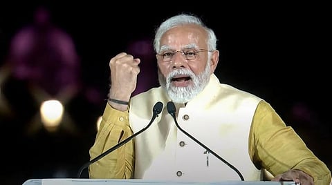 பிரதமர் நரேந்திர மோடி.