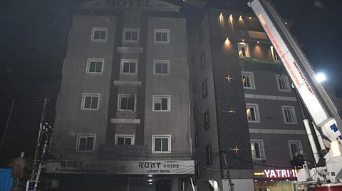 தீ விபத்து நடந்த ரூபி ஹோட்டல்