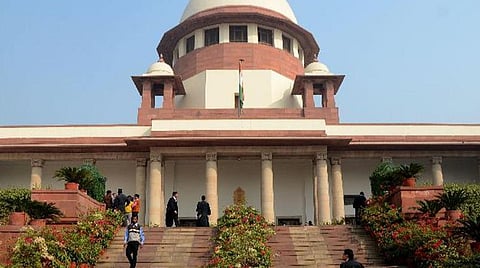 குர்ஆன் அடிப்படையில் பார்க்க தேவையில்லை - ஹிஜாப் வழக்கில் உச்ச நீதிமன்றத்தில் வாதத்தை மாற்றிய முஸ்லிம் தரப்பு