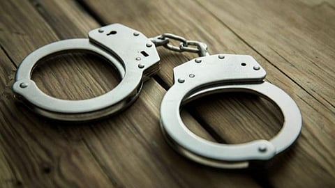 ஸ்ரீவில்லிபுத்தூர் | மாணவிக்கு பாலியல் தொல்லை - ஆசிரியர் போக்ஸோவில் கைது