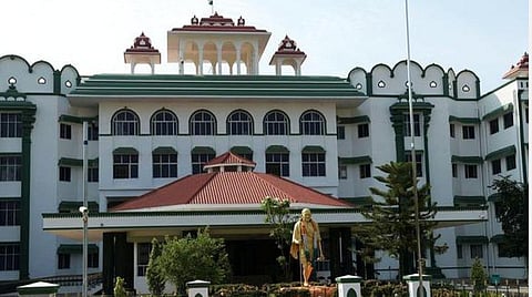 உயர் நீதிமன்றம், மதுரைக் கிளை.