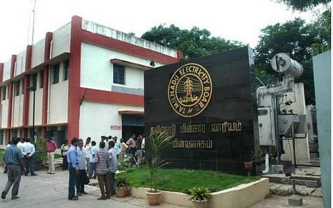 13 இடங்களில் மின்திருட்டு: ரூ.7.86 லட்சம் இழப்பீடு வசூல்