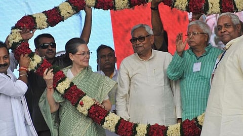 பாஜகவுக்கு எதிரான கூட்டணி - சோனியாவை சந்திக்க நிதிஷ், லாலு முடிவு