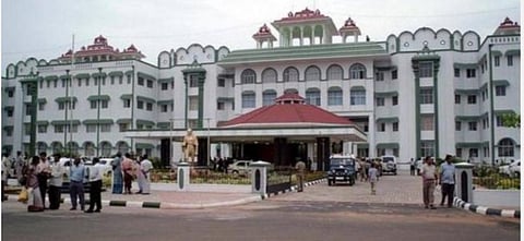 ‘படிப்பை தொடர முடியாதவர்களை கருத்தில் கொண்டே புதிய கல்வி கொள்கை உருவாக்கம்’ - உயர் நீதிமன்ற நீதிபதி கருத்து