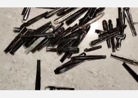 உ.பி | 63 டீஸ்பூன்களை விழுங்கிய நபர்: அறுவை சிகிச்சை மூலம் அகற்றிய மருத்துவர்கள்