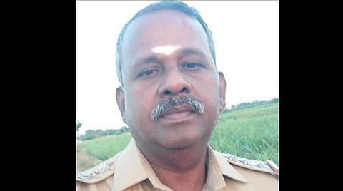 பணியிடை நீக்கம் செய்யப்பட்ட காவல் ஆய்வாளர் சந்திரசேகர்