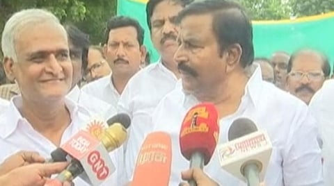 அமைச்சர்கள் கே.என்.நேரு, சேகர்பாபு