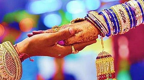 ஜார்க்கண்ட், மேற்கு வங்கத்தில் 21 வயதுக்கு முன்பே பெண்களுக்கு திருமணம் - மத்திய உள்துறை அமைச்சகம் தகவல்