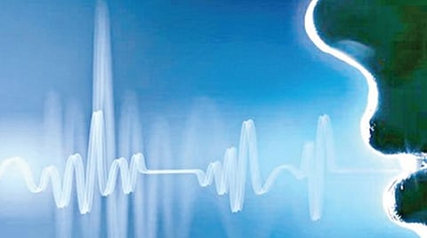 டிங்குவிடம் கேளுங்கள்-13: கறுப்பு நிறம் வெப்பத்தை அதிகமாக இழுத்துக்கொள்வது ஏன்?