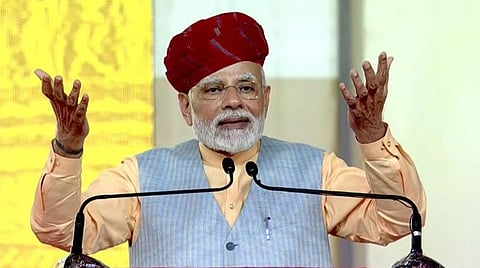 பிரதமர் நரேந்திர மோடி.