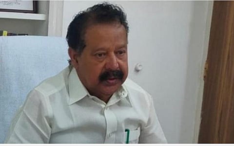 நா காக்க; காவாக்கால்...