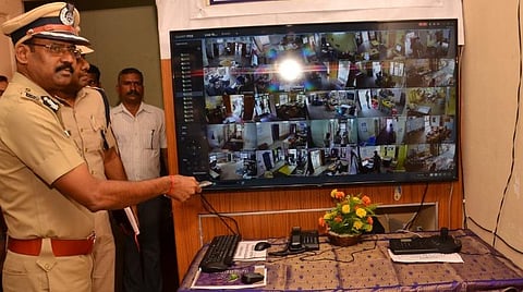 மதுரையில் புதிய திட்டத்தை தொடங்கிவைத்த காவல் ஆணையர் செய்தில்குமார்.