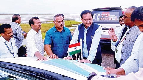 தனுஷ்கோடியில் ஆய்வு செய்த மத்திய இணை அமைச்சர் பகவந்த் கூபா.