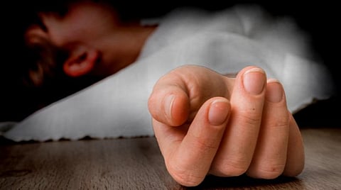 மதுரையில் பொறியாளர் சந்தேக மரணம் - போலீஸ் விசாரணை