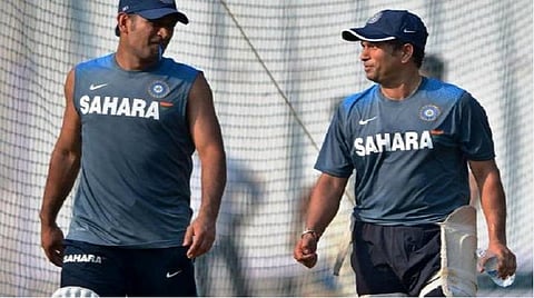 தோனி மற்றும் சச்சின் (கோப்புப்படம்).