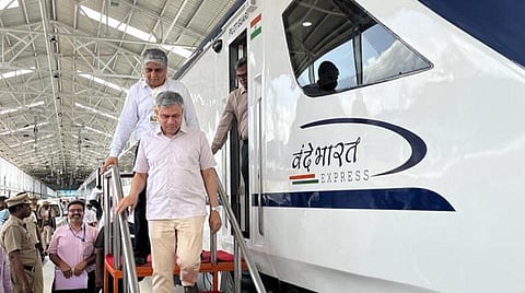 சென்னை - மைசூரு வந்தே பாரத் ரயில்: நவம்பர் 10-ம் தேதி தொடக்கம்