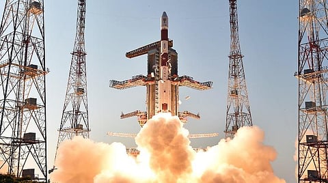 விண்வெளி அறிவியல் படிப்பு - இஸ்ரோவின் இலவச ஆன்லைன் வகுப்புக்கு விண்ணப்பிக்கலாம்!