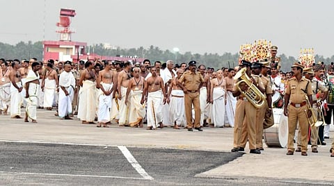 சுவாமி ஊர்வலத்திற்காக திருவனந்தபுரம் விமான நிலையம் இன்று 5 மணி நேரம் மூடல்