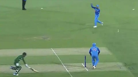 T20 WC | ஃபீல்டிங்கில் ஏமாற்றினாரா விராட் கோலி?