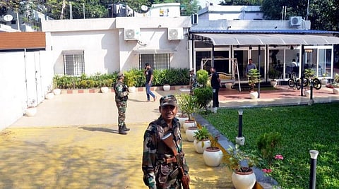 ஜார்க்கண்டில் நடந்த வருமான வரி சோதனையில் ரூ.2 கோடி ரொக்கம் பறிமுதல்